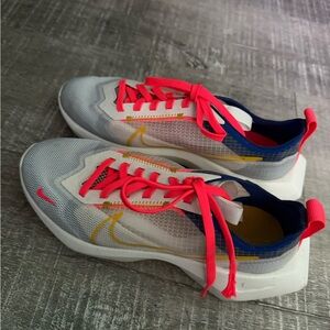 Nike Shoes Size 7 (W)